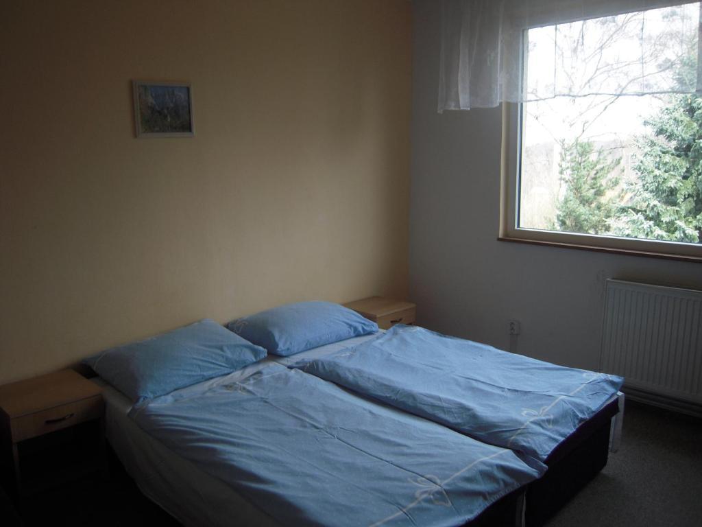 Autokemp Liberec Hotel Quarto foto